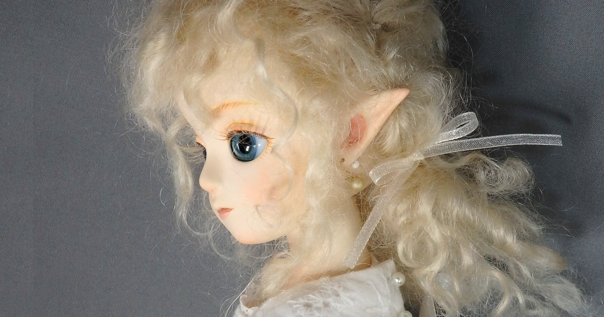 プッペクルーボp-4　とっておきの白い服